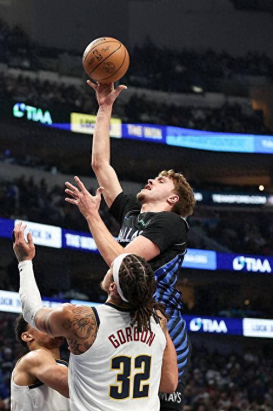 九游体育官网-关于英超赛程吃紧，达拉斯独行侠清晨队长鼓劲，震撼外界，身体对抗强度拉满的信息