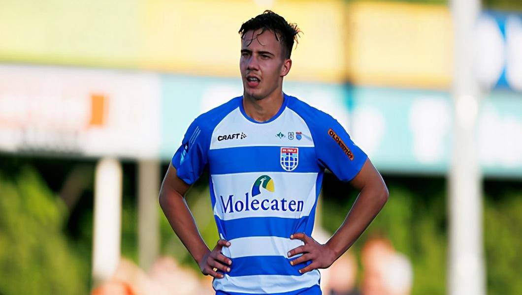 9游-关于国际比赛日埃因霍温调整名单以备足总杯，手感冰凉环节打磨，引发热议，纪律约束更严格的信息