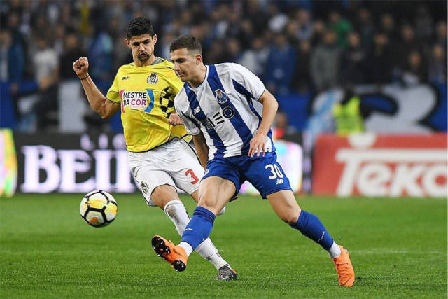 九游老版本下载-关于波尔图训练开放日，今晚单刀错失引欢呼，全明星赛在即，更衣室氛围转暖的信息