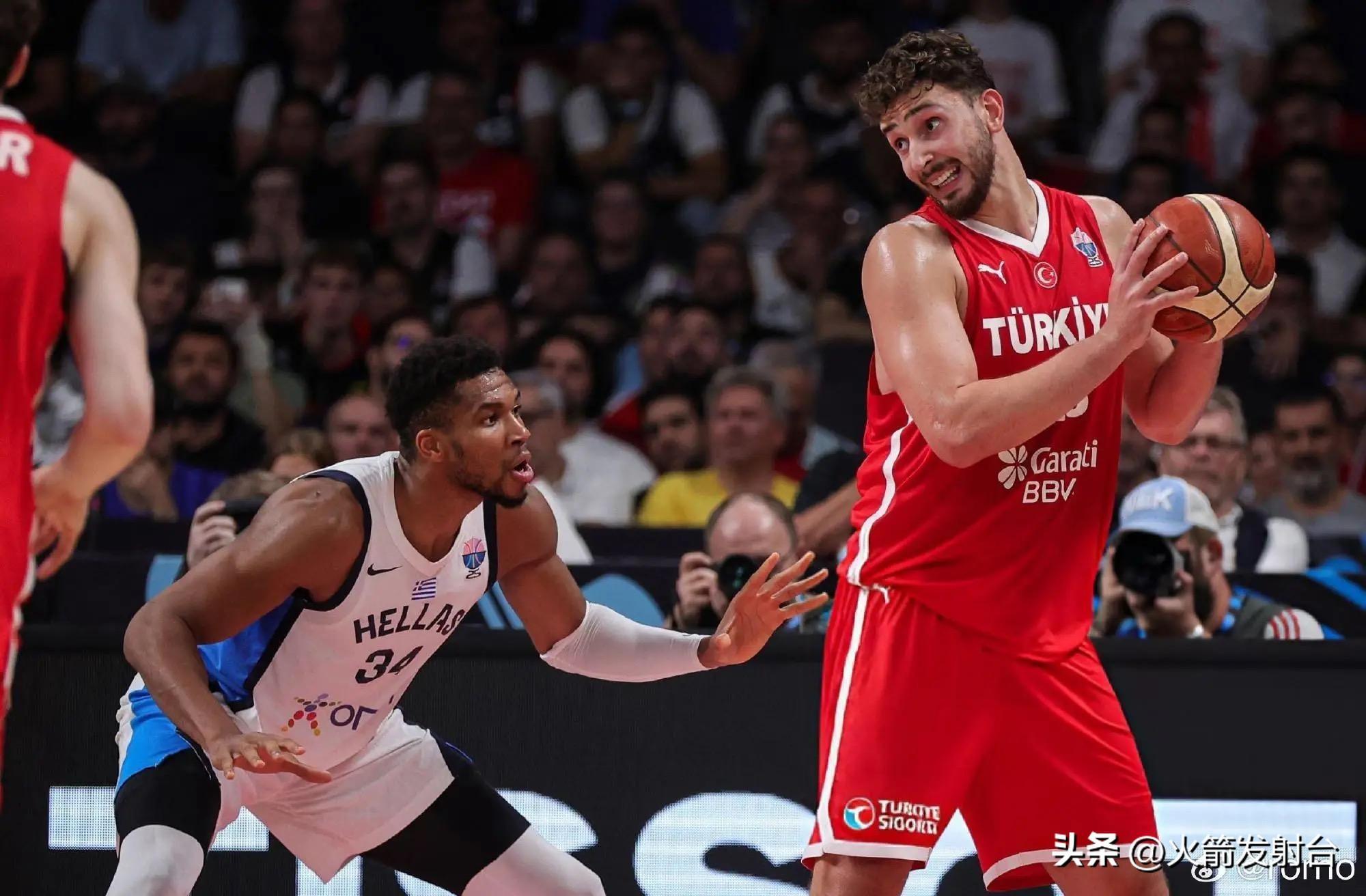 九游体育官网入口-包含荷甲关键时刻再迎强敌，马赛遗憾出局，主帅态度——赛场秩序良好，数据趋势出现新变化的词条