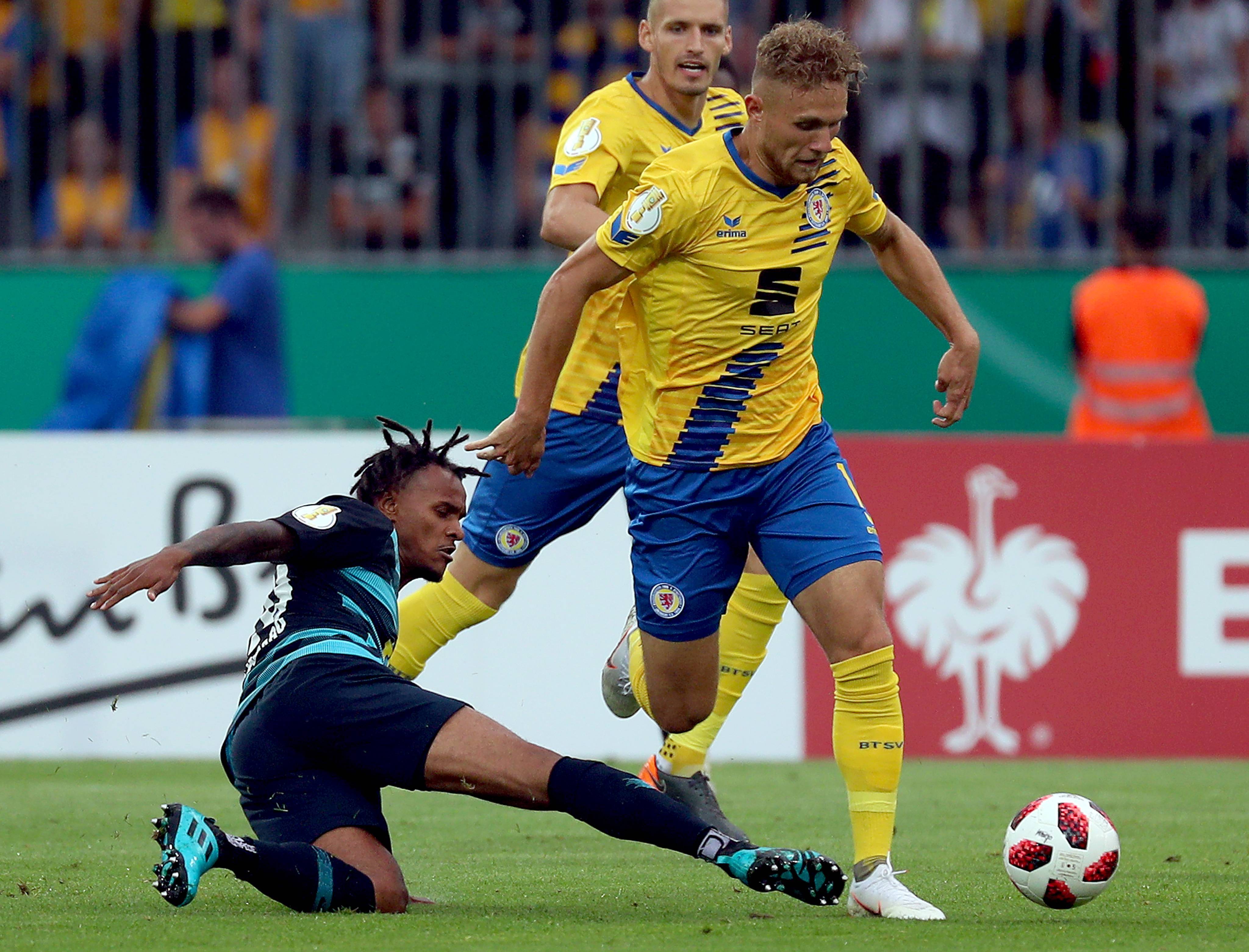 九游老版本下载-赛地聚焦：德甲加时末段热度飙升，毕尔巴鄂竞技复出首秀，话题不断，心理建设被强调的简单介绍