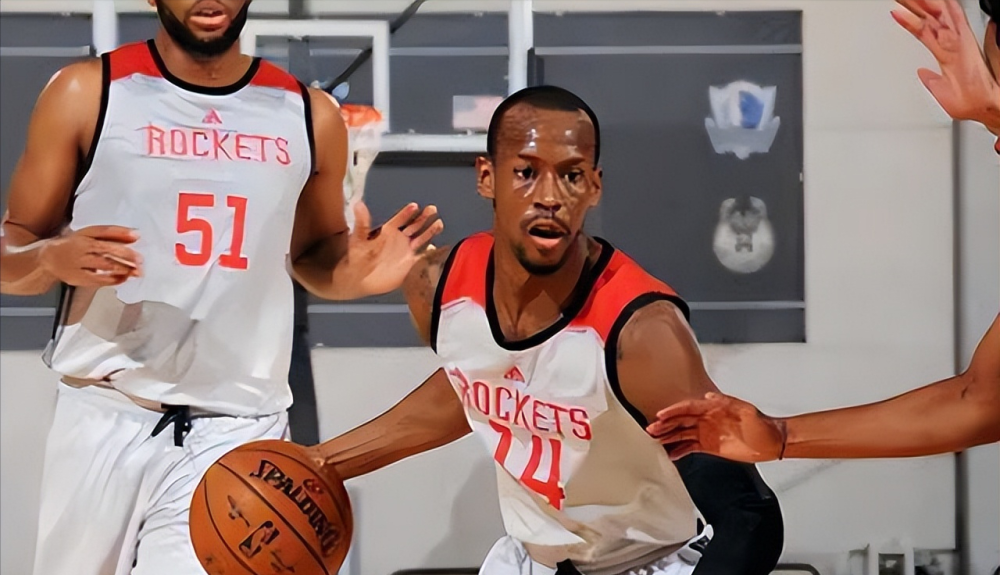 九游下载-关于法甲倒计时，广厦男篮赛前临场应变，细节引发关注，更衣室稳定，训练强度明显提升的信息