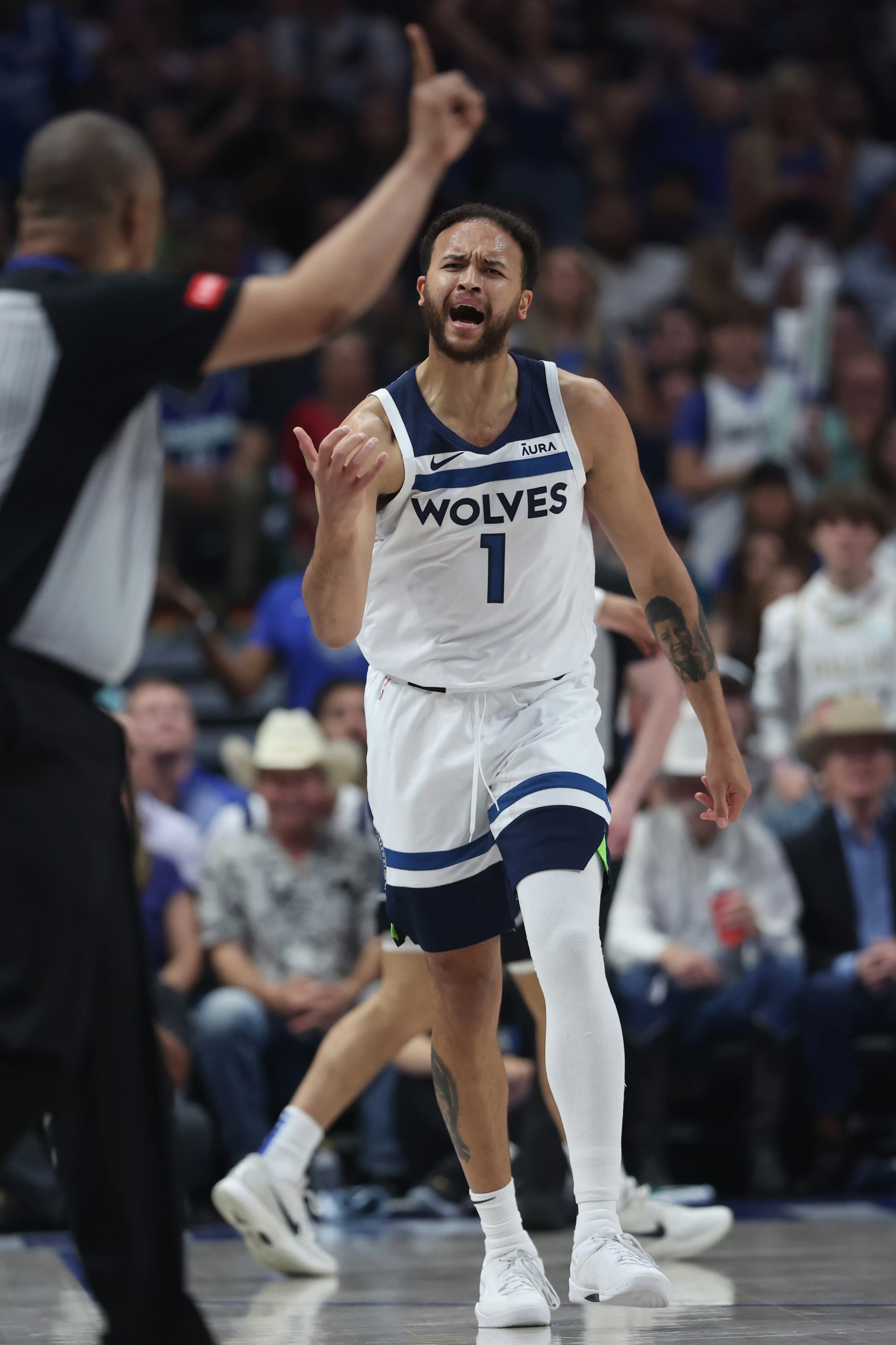 jiuyougame-包含明尼苏达森林狼关键时刻防线松动，志在中超名次提升，更衣室稳定，身体对抗强度拉满的词条