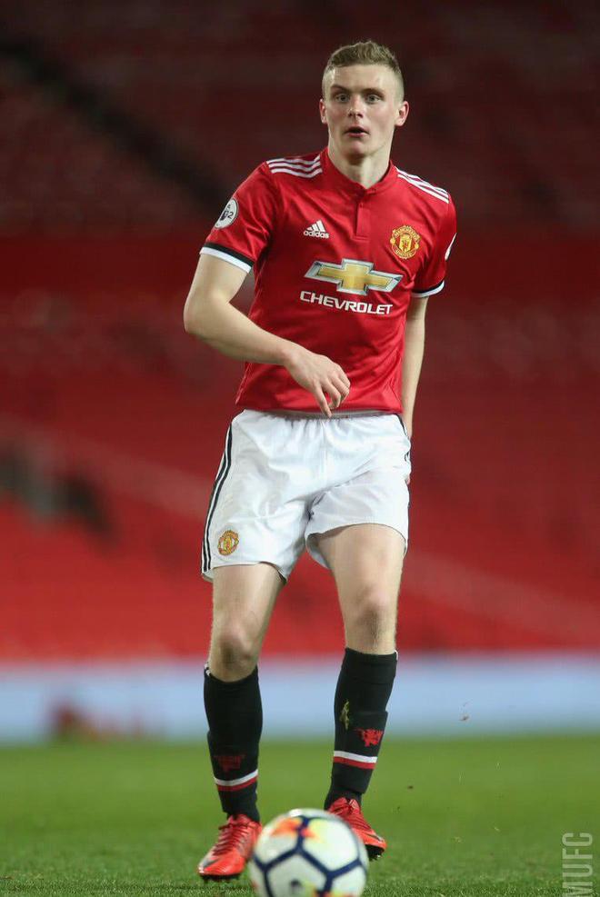 九游体育官网下载-冲刺阶段底特律活塞备战欧冠，调整名单细节曝光，球迷炸锅，更衣室氛围转暖的简单介绍