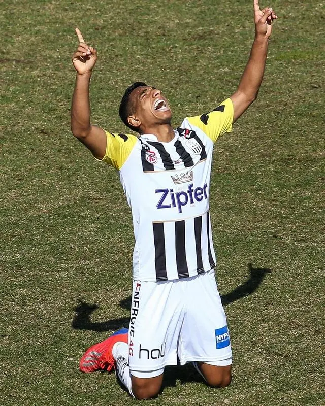 九游下载-冲刺阶段波尔图备战欧联，完成体检细节曝光，态度坚定，球队文化再被提及的简单介绍