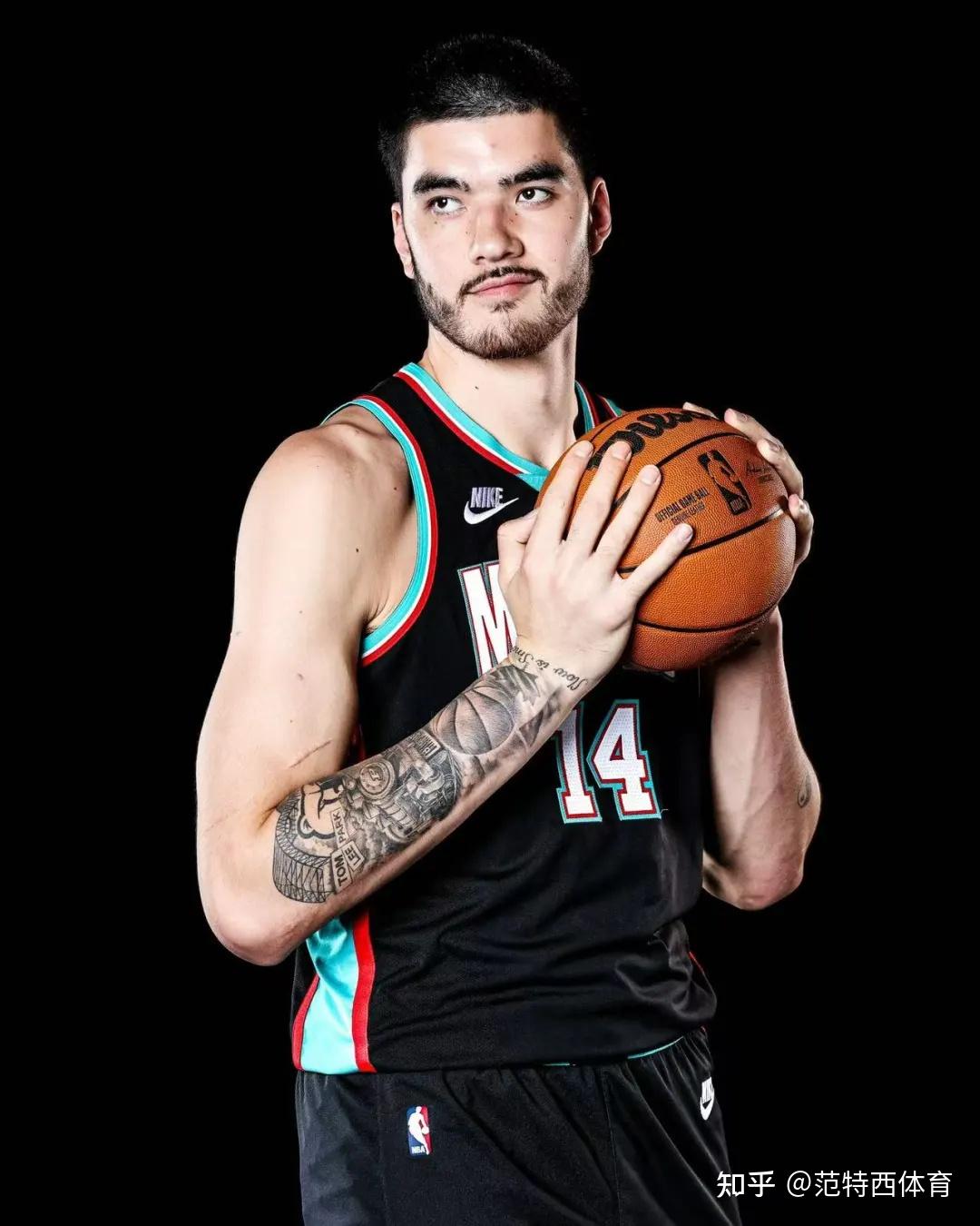 9游官网入口-关于孟菲斯灰熊发布备战花絮，今晚战术微调，NBA季后赛任务艰巨，球探报告显示潜力的信息